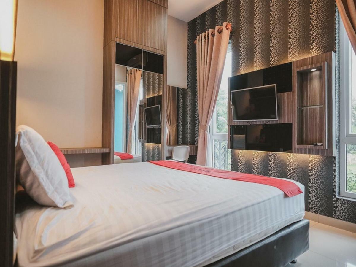 Hotel Reddoorz @ Jamin Ginting Medan Exteriér fotografie